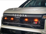 GRILLE AVANT ABS GR STYLE AVEC LED HILUX 2026+
